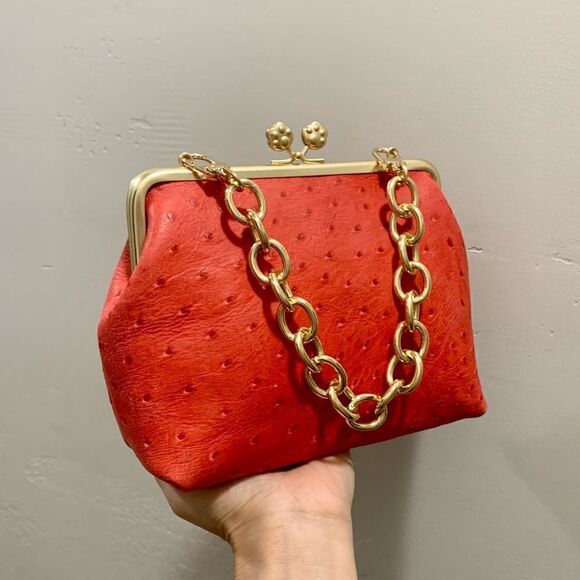 Handmade Genuine Ostrich Textured Leather "Cat paw" Kisslock Wristlet/Crossbody - Picture 10 of 16